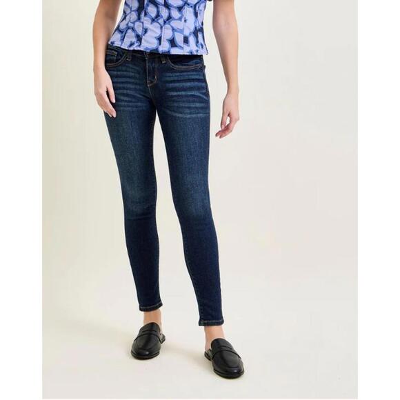 Judy Blue Denim - #2323 Judy Blue High Rise Fate Handsand Resin Wash Skinny Jeans Size 3 26